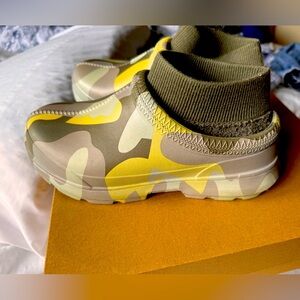 Ugg Tasman x in camo